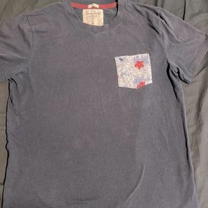 Abercrombie & Fitch Pocket T Shirt